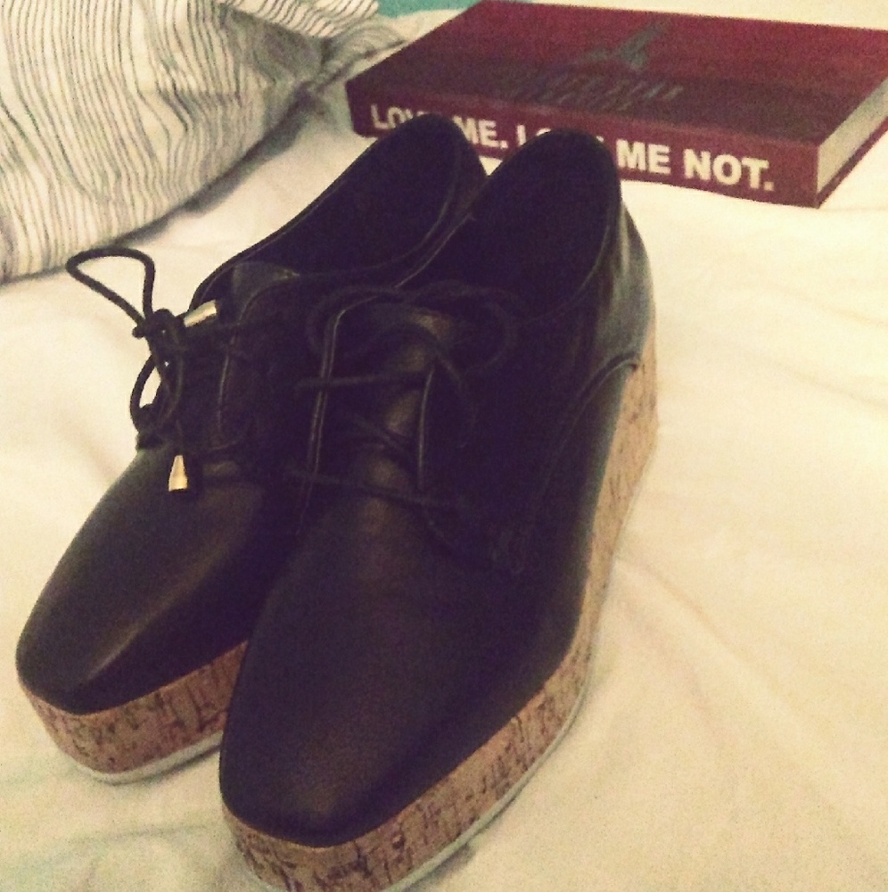 F21 platform shoes - Picture 4 of 11